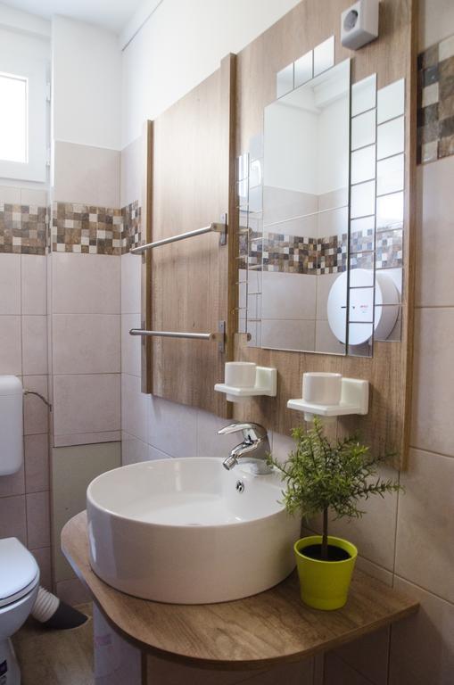 Green Corner Wellness Püspökladány Eksteriør billede
