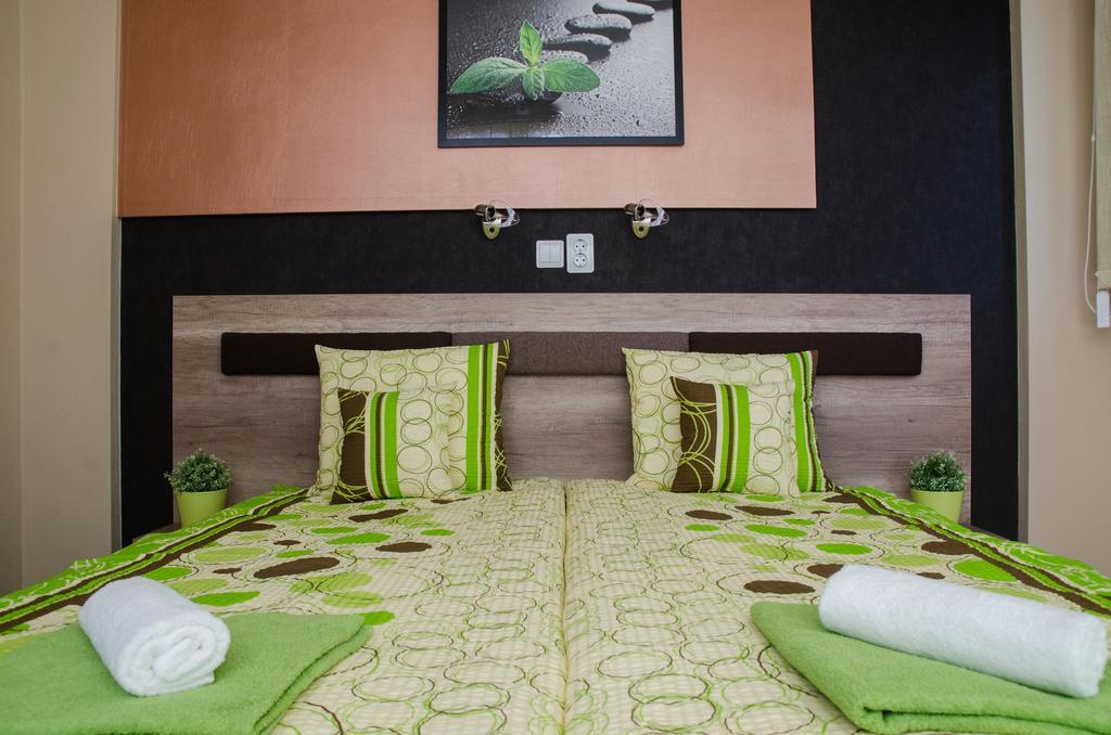 Green Corner Wellness Püspökladány Eksteriør billede
